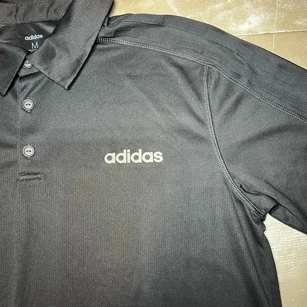 Adidas Black Athletic There Button Polo Short Sleeve Men’s Medium NWOT